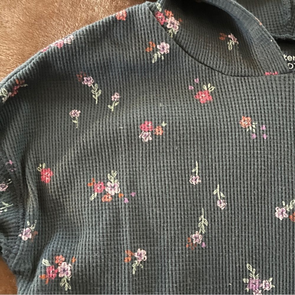 Carter's Girls Dark Blue Waffle Knit Floral Cotton Hoodie Size 7 - Picture 2 of 7